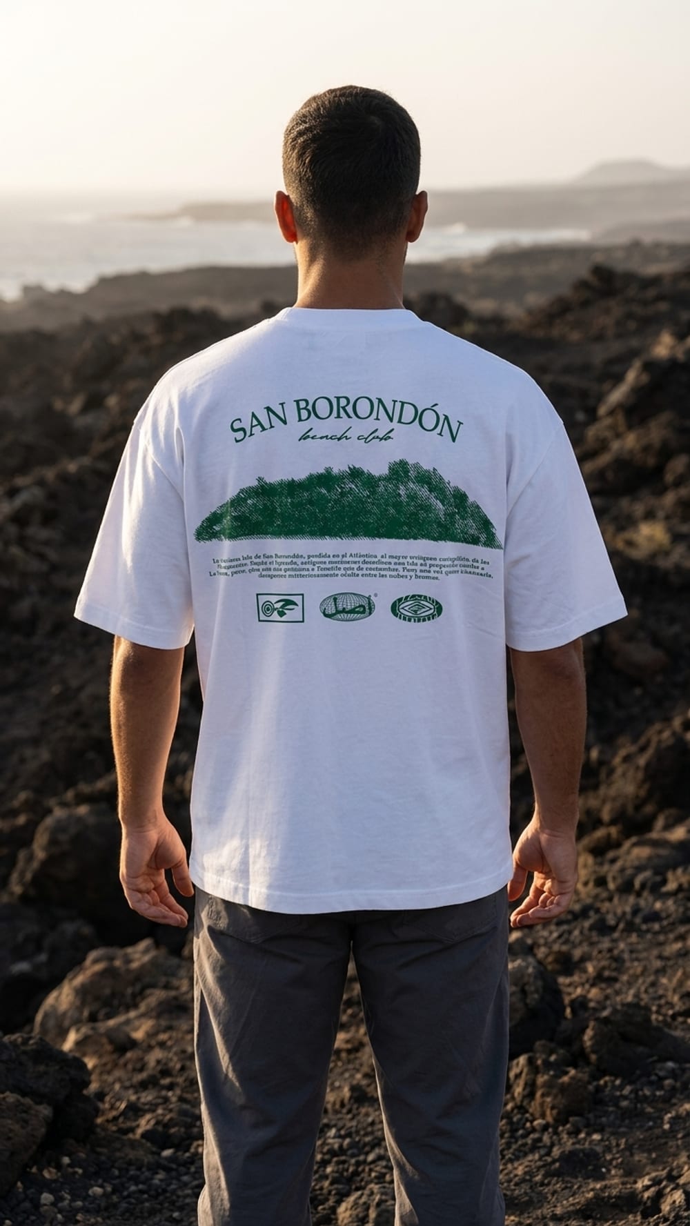 Camiseta Oversize San Borondon - vista trasera